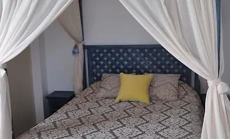 Sofia Santorini